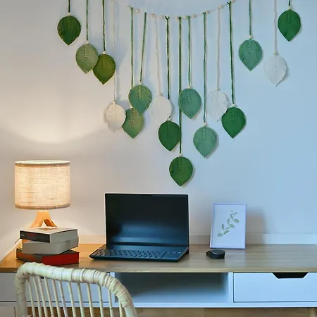 Frisch Sanierte City-wohnung Mit Workspace