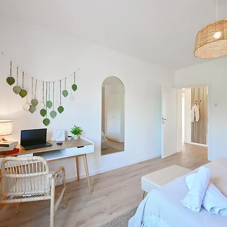 Frisch Sanierte City-wohnung Mit Workspace רמשייד