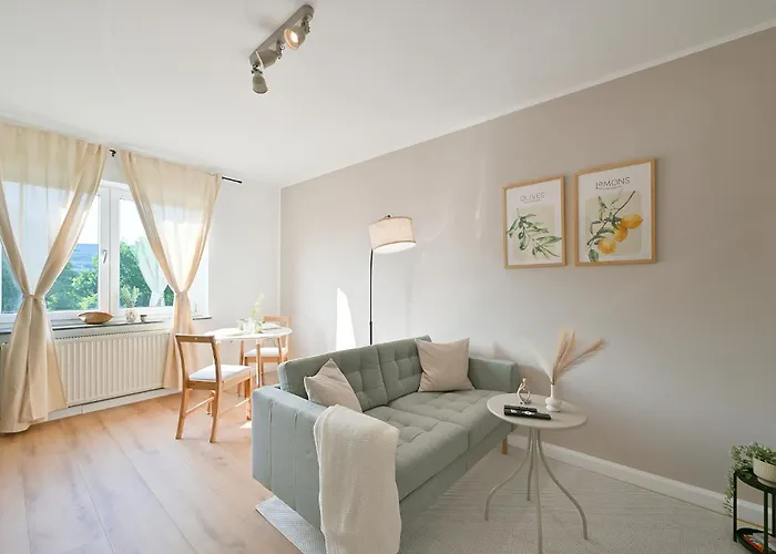 Frisch Sanierte City-wohnung Mit Workspace 아파트