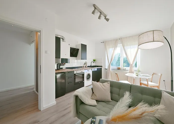 Frisch Sanierte City-wohnung Mit Workspace 아파트