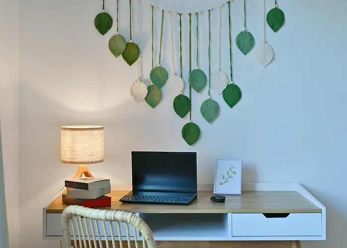 Frisch Sanierte City-wohnung Mit Workspace