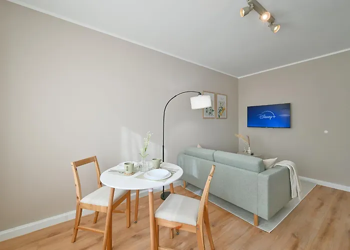 Frisch Sanierte City-wohnung Mit Workspace 아파트 *